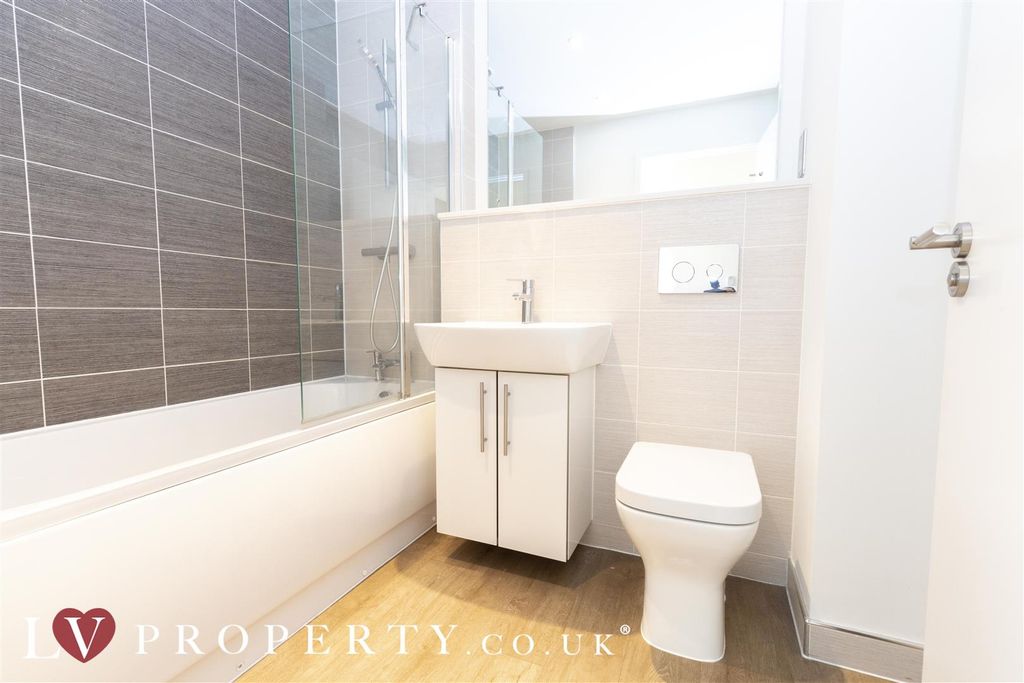 Property photo 3 of 11 N3.Jpg
