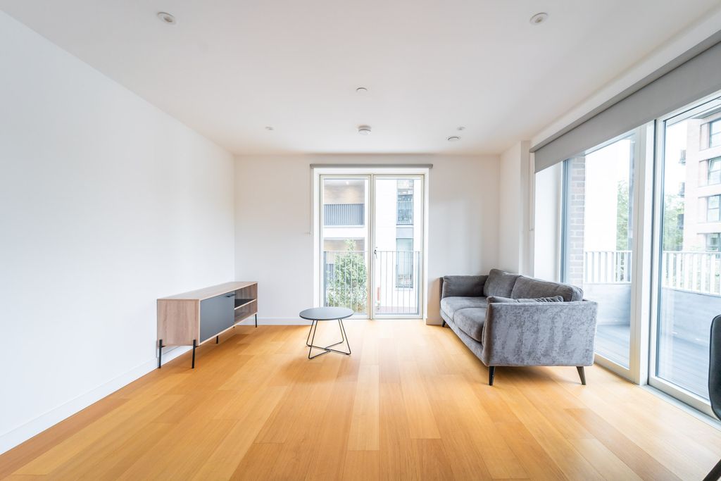 Property photo 1 of 8 Mba07838