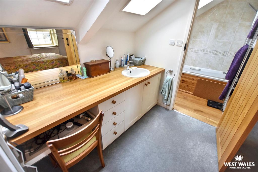 Additional image 25 of 7 bed detached house for saleChurch Lane, Robeston Wathen, Narberth SA67