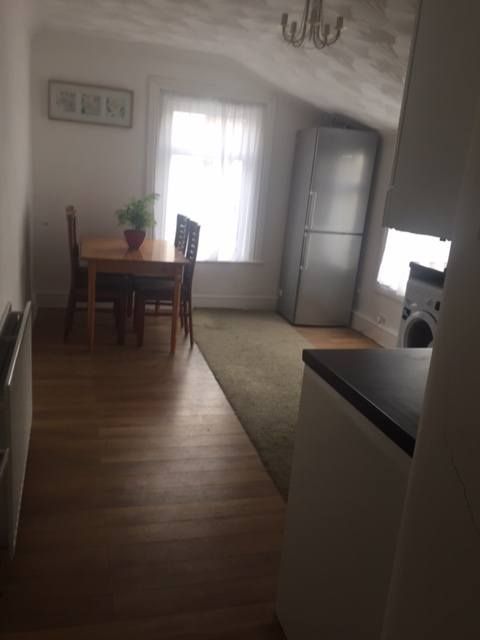 Additional image 7 of 4 bed flat to rentIlford IG1