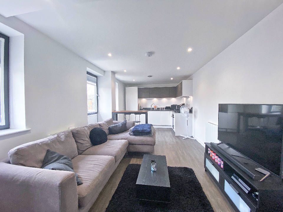 Property photo 2 of 8 2