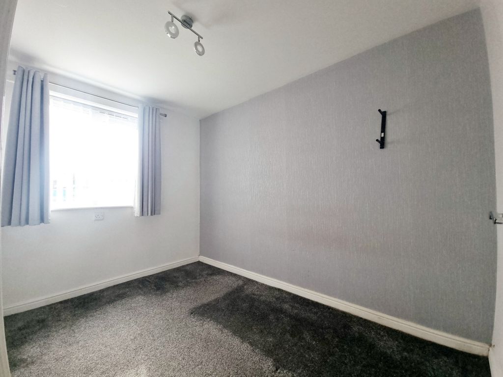 Additional image 4 of 2 bed flat for saleNewton Road, St. Helens WA9