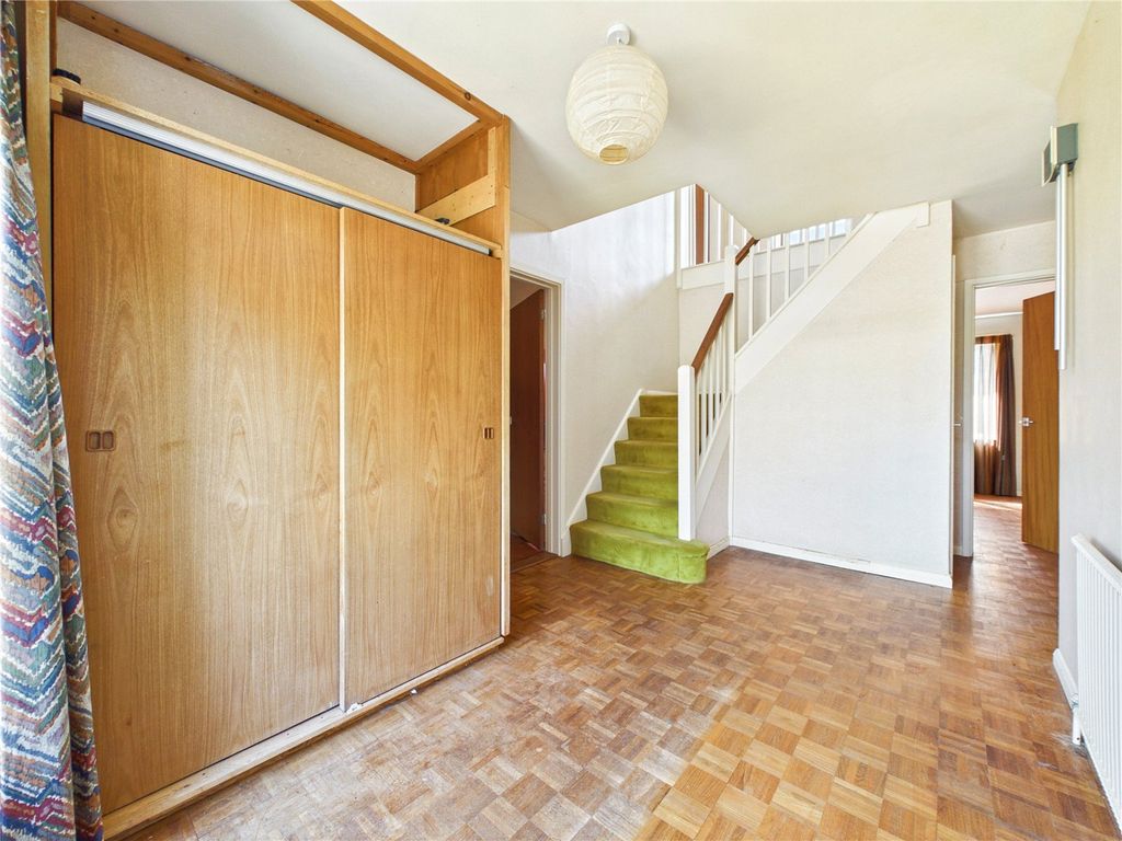 Property photo 2 of 18 Picture No. 01