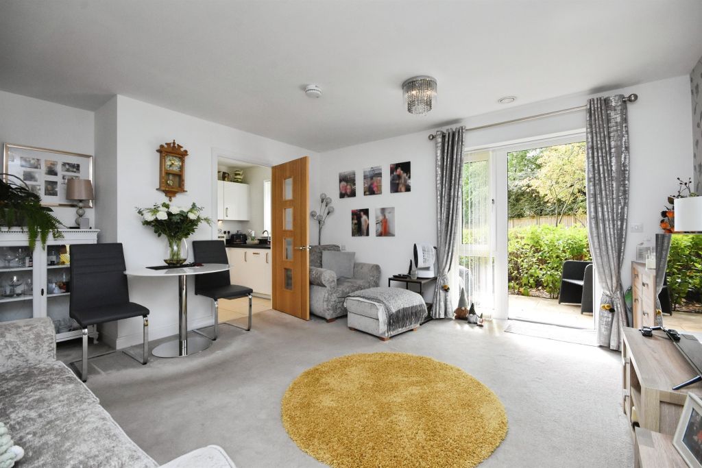 Property photo 2 of 17