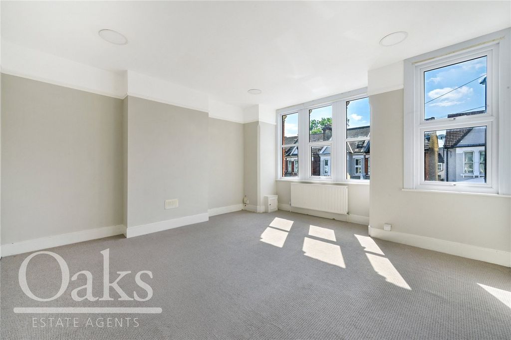 Property photo 2 of 8 Picture No. 06