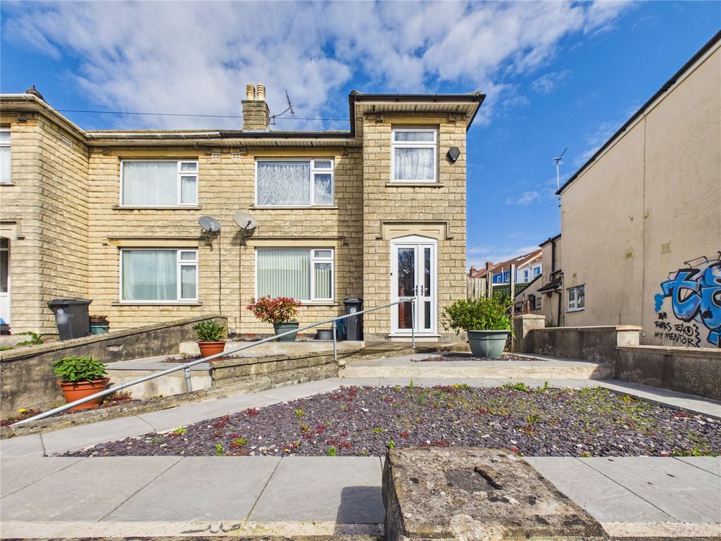 Property photo 1 of 18 Picture No. 24