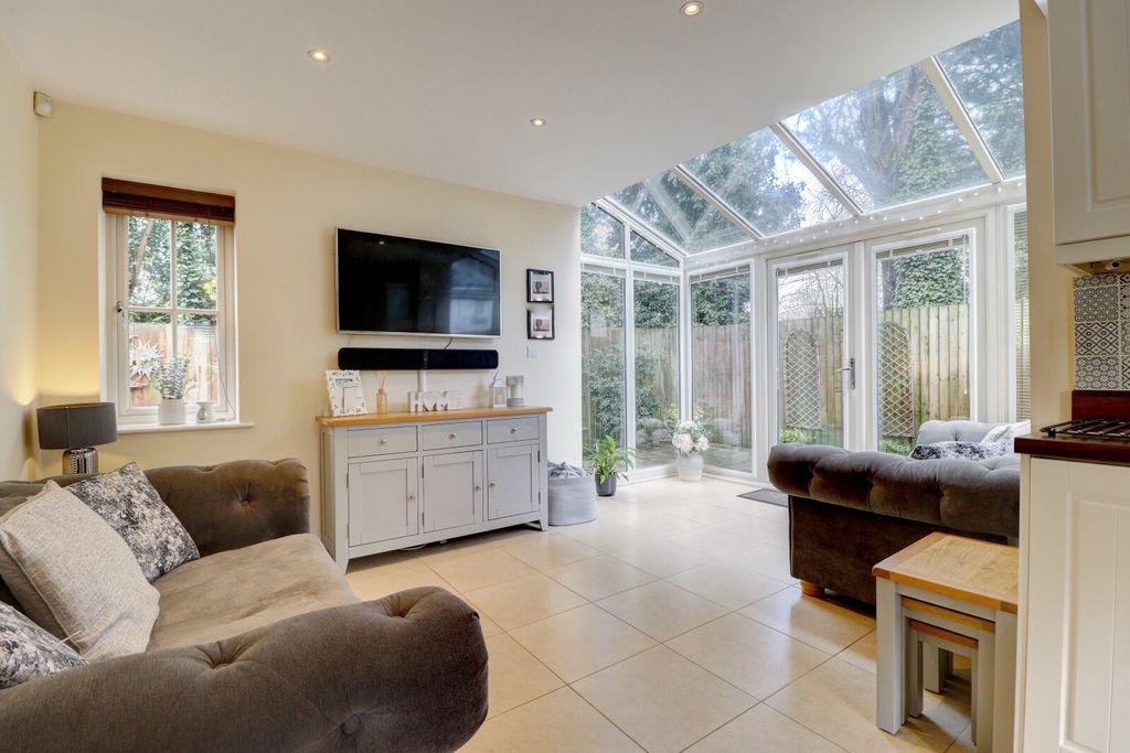 Property photo 3 of 12 Picture No. 08