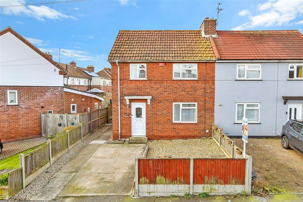 Property photo 3 of 11 Front Elevation