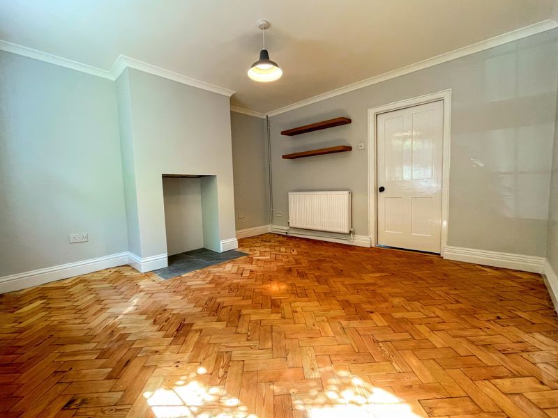 Property photo 2 of 11 Photo 10