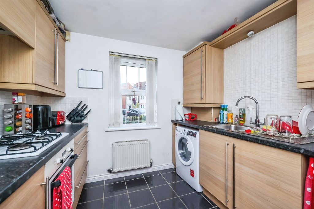 Property photo 2 of 17