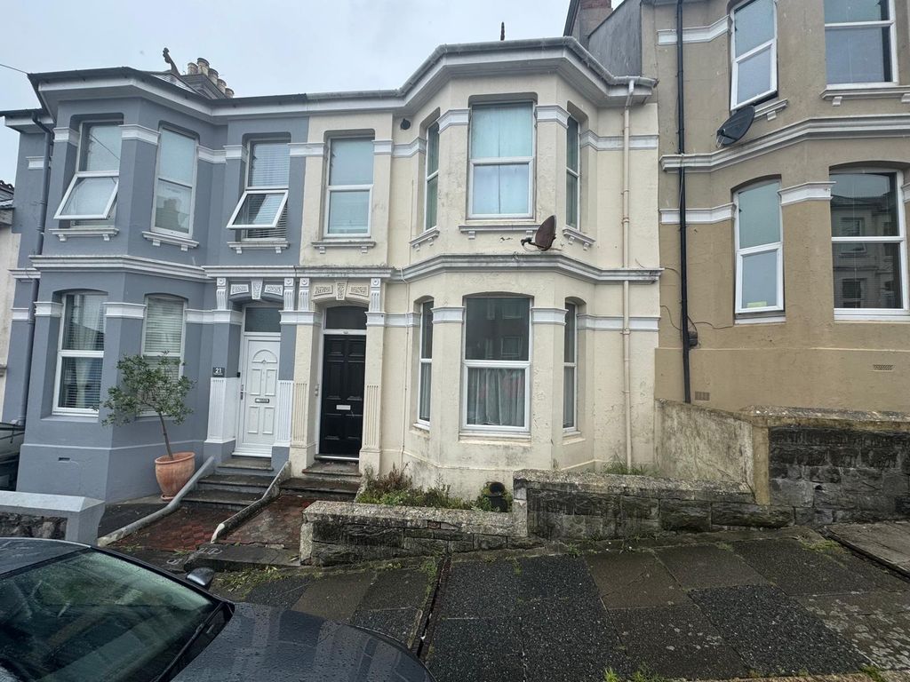 Property photo 1 of 1