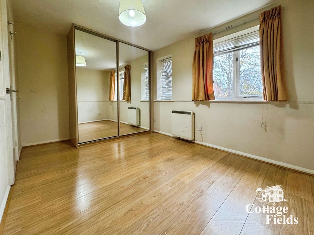 Property photo 2 of 5