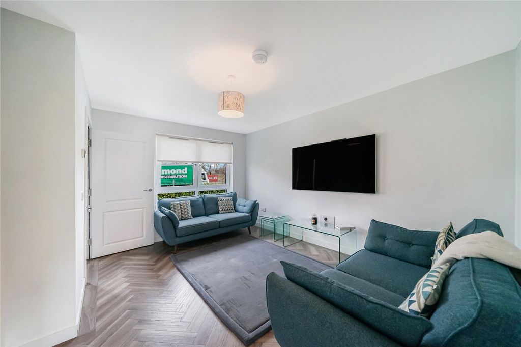 Property photo 2 of 21 Picture No. 02