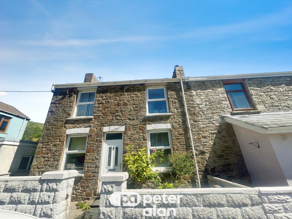 Property photo 1 of 14 Front