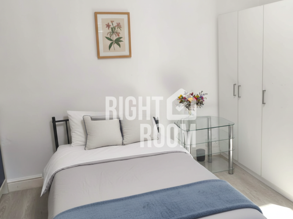 Property photo 3 of 23