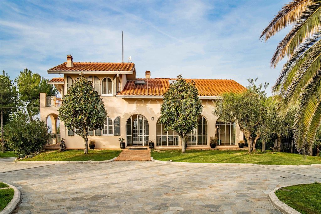 Property photo 1 of 58 Splendid Panoramic Villa With Pool, Tennis Court And Pool House For Sale 10 Km From Senigallia, Marche