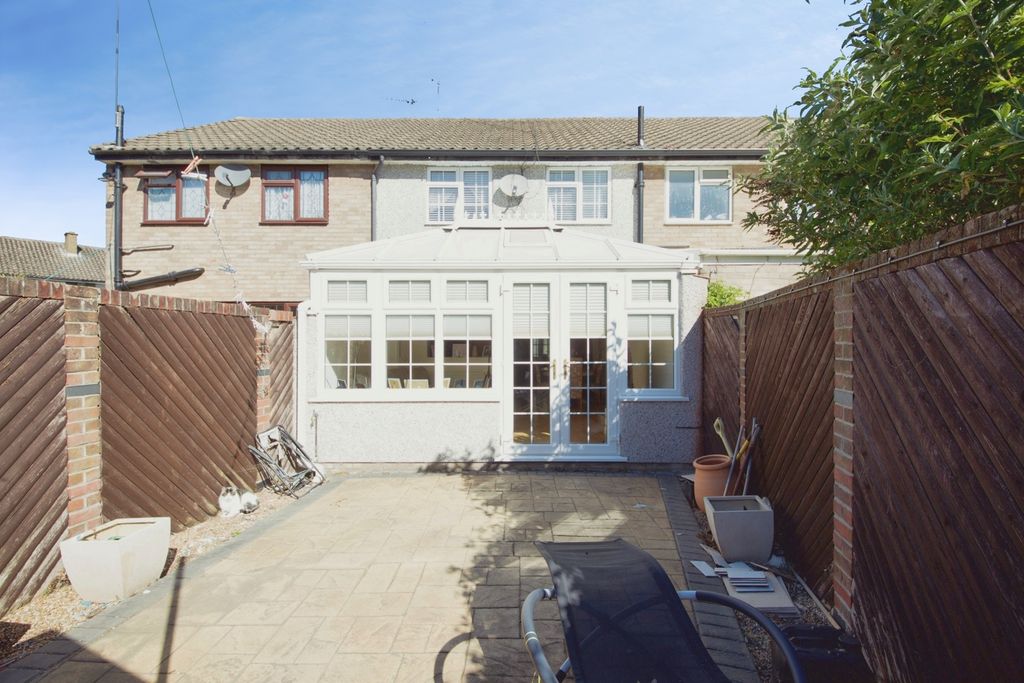 Property photo 2 of 20 Pbox-Img.Jpg