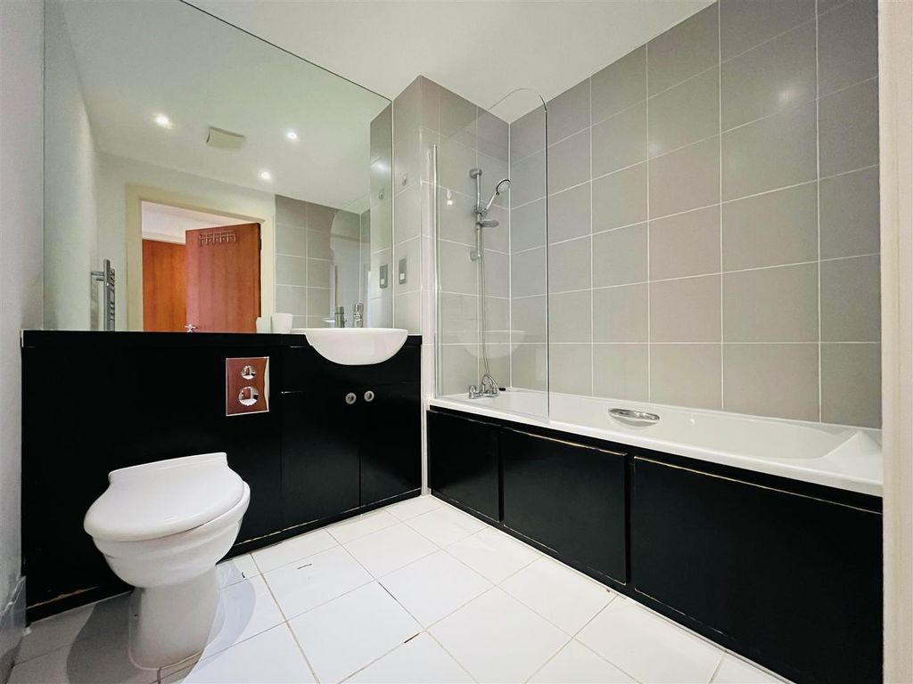 Property photo 3 of 14 Image 2025-07-08 At 11.49.31.Jpeg