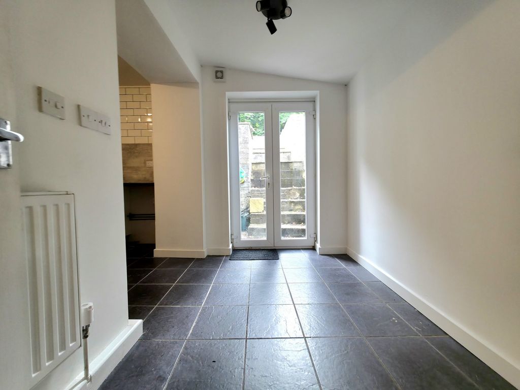 Property photo 3 of 11 Not Specified