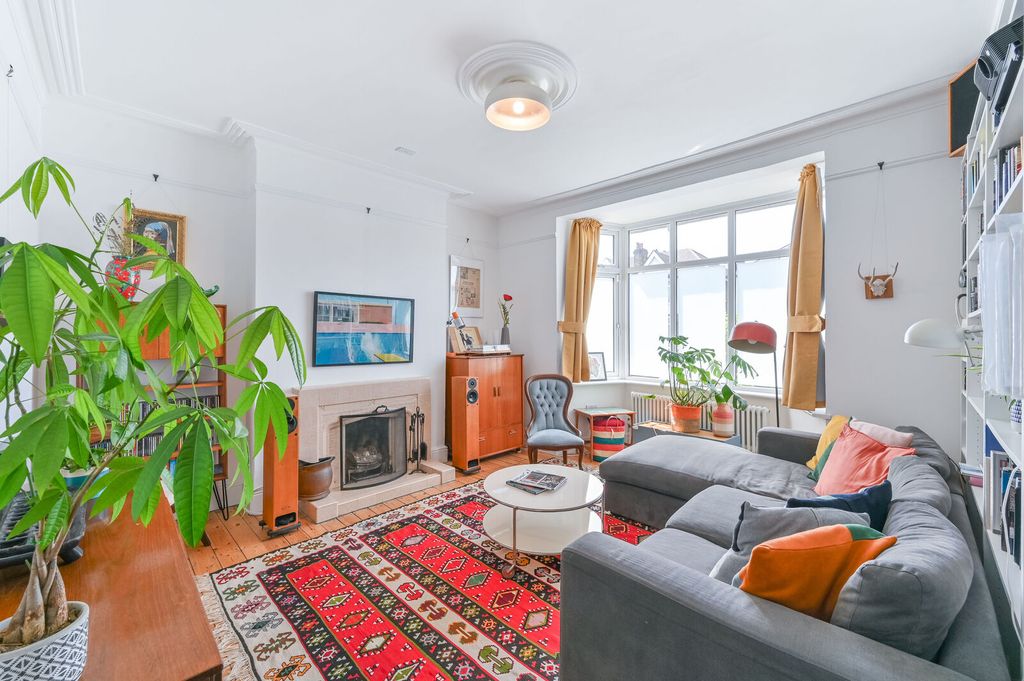 Property photo 1 of 26
