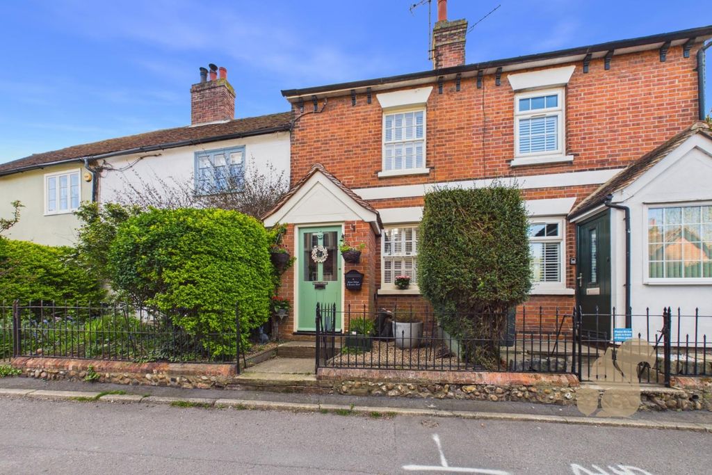 Property photo 1 of 12 Front