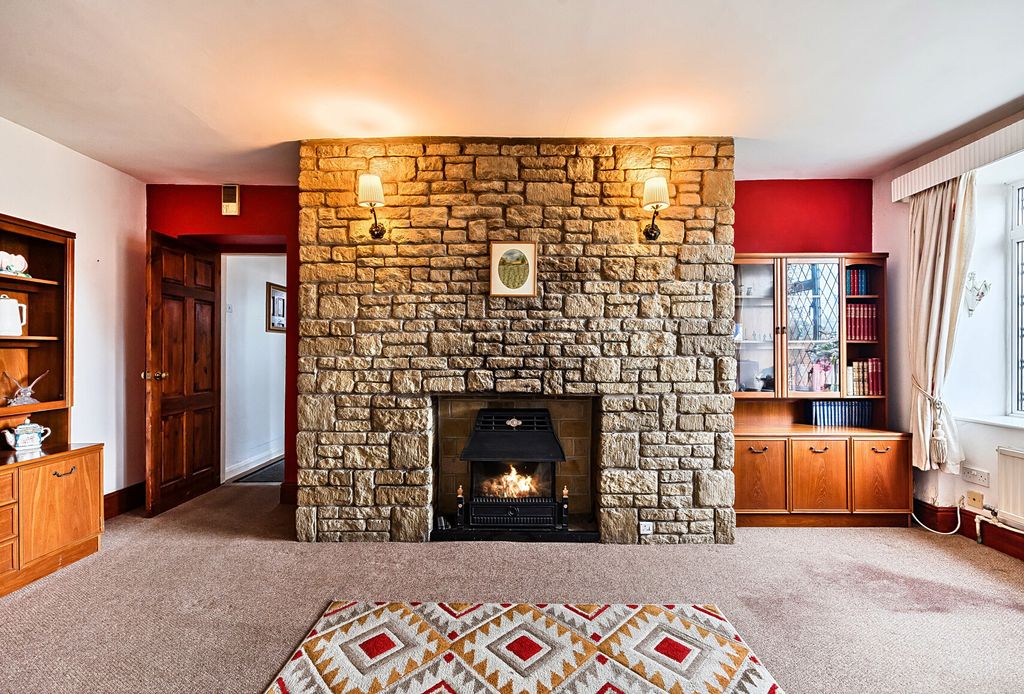 Property photo 3 of 29 1418615-8-69A057F...