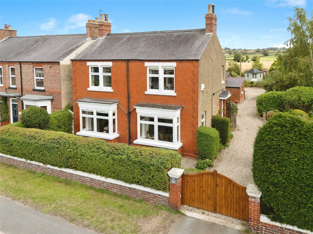 Property photo 1 of 21 Picture No. 02