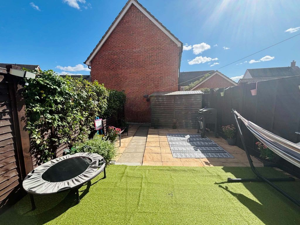 Property photo 3 of 17