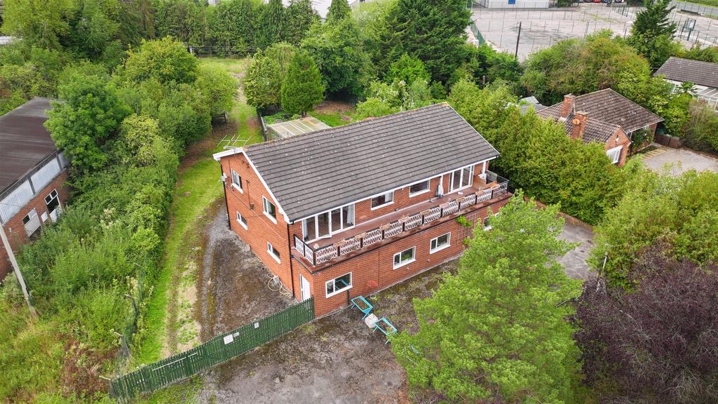 Property photo 3 of 22