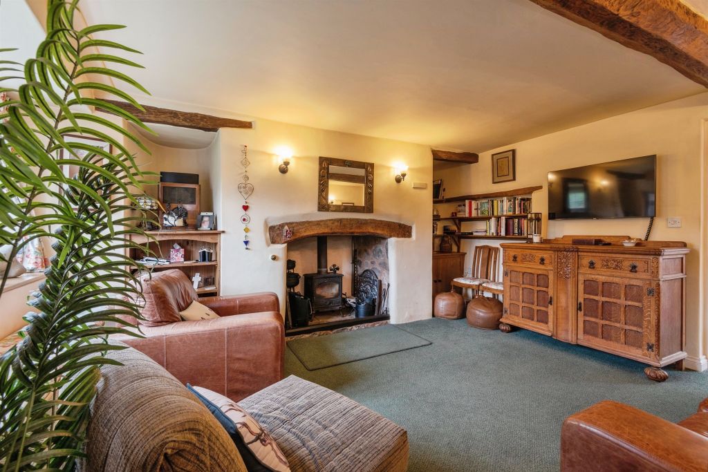 Property photo 3 of 20