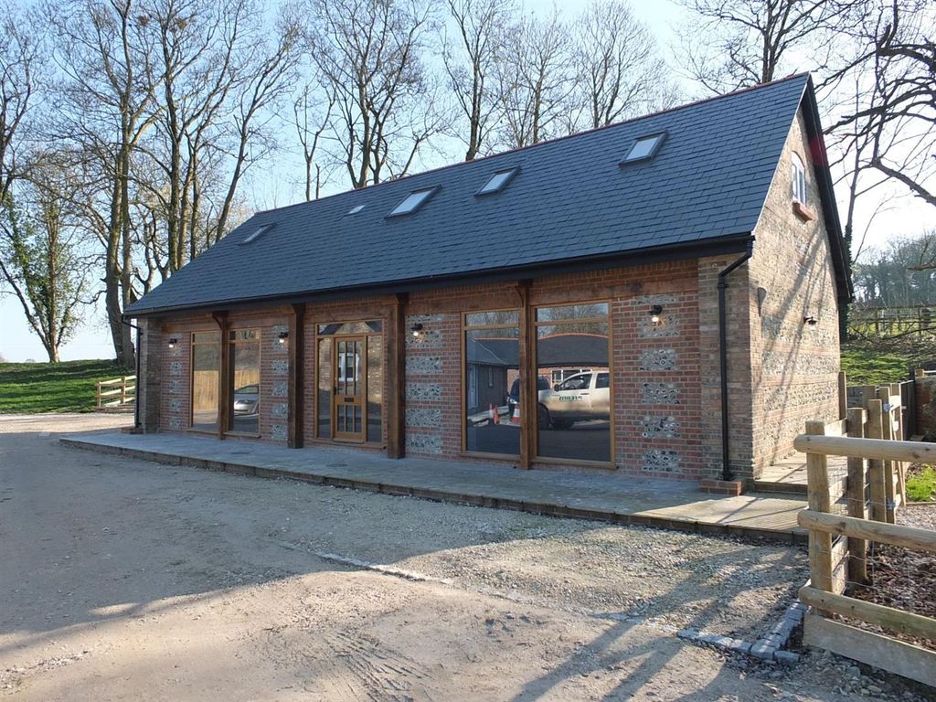 Property photo 1 of 23 S0144027.Jpg