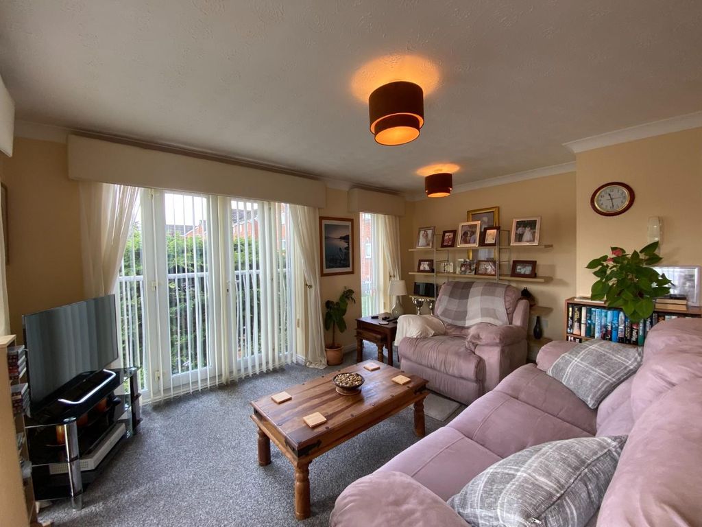 Property photo 2 of 11 Img_7942.Jpg