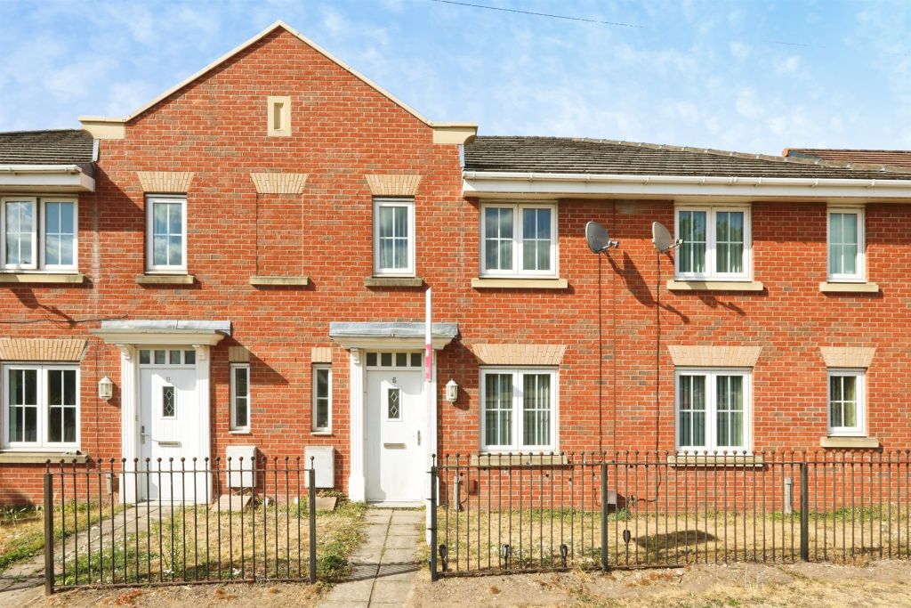 Property photo 1 of 12