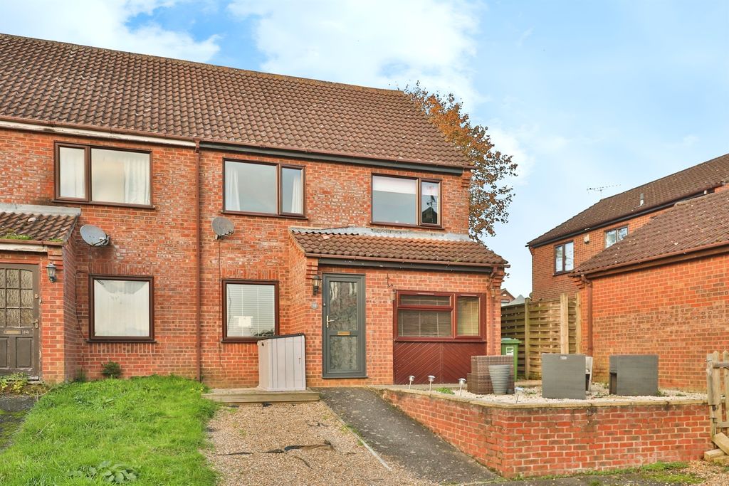 Property photo 1 of 16