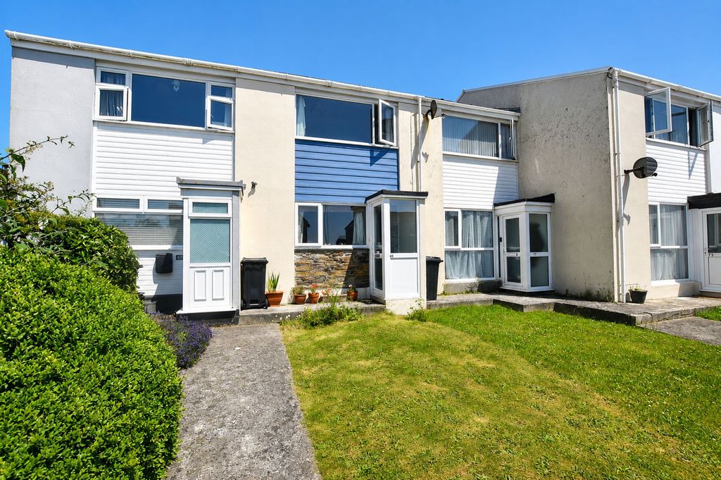 Property photo 1 of 15 External