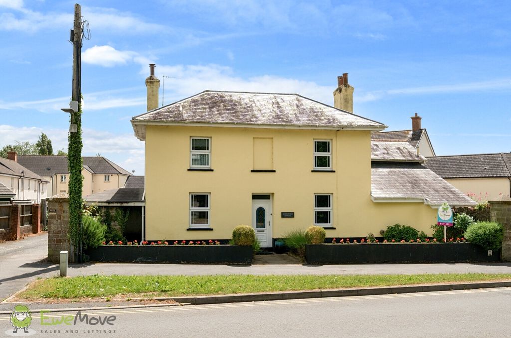 Property photo 1 of 21 3Ec99Ebb-d027-4c90-9A64-cd23A329Eb57