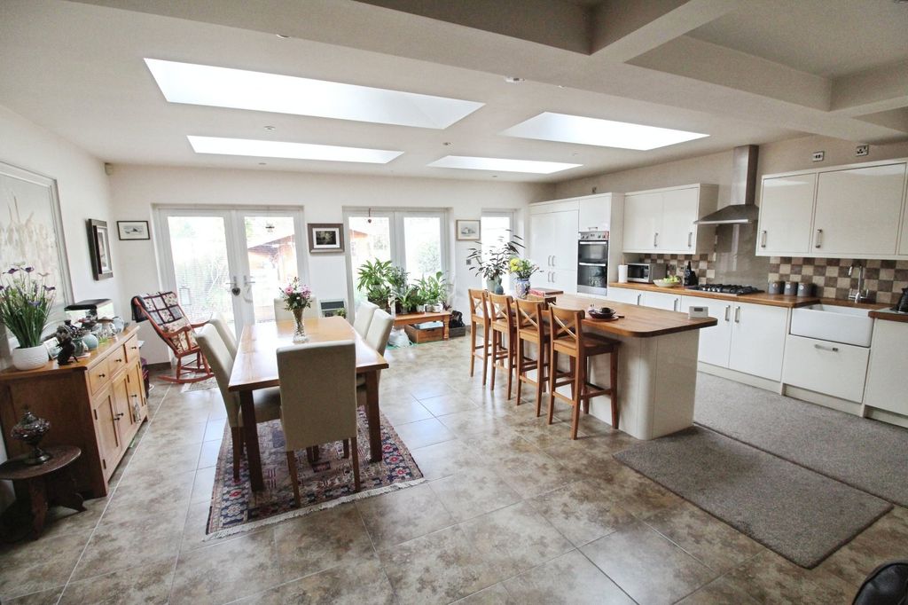 Property photo 3 of 18 Picture No. 18