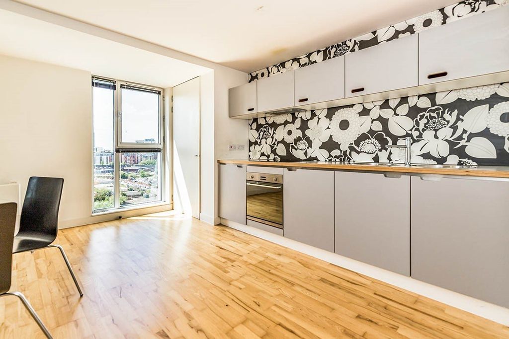 Property photo 3 of 8 Picture No. 09