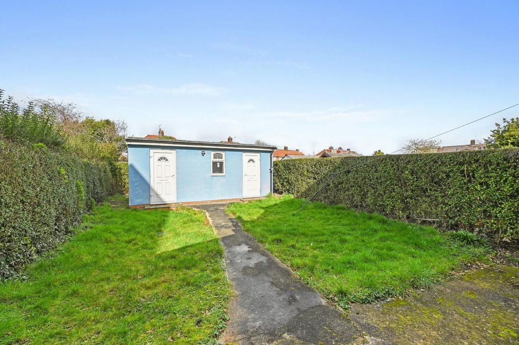 Property photo 3 of 11
