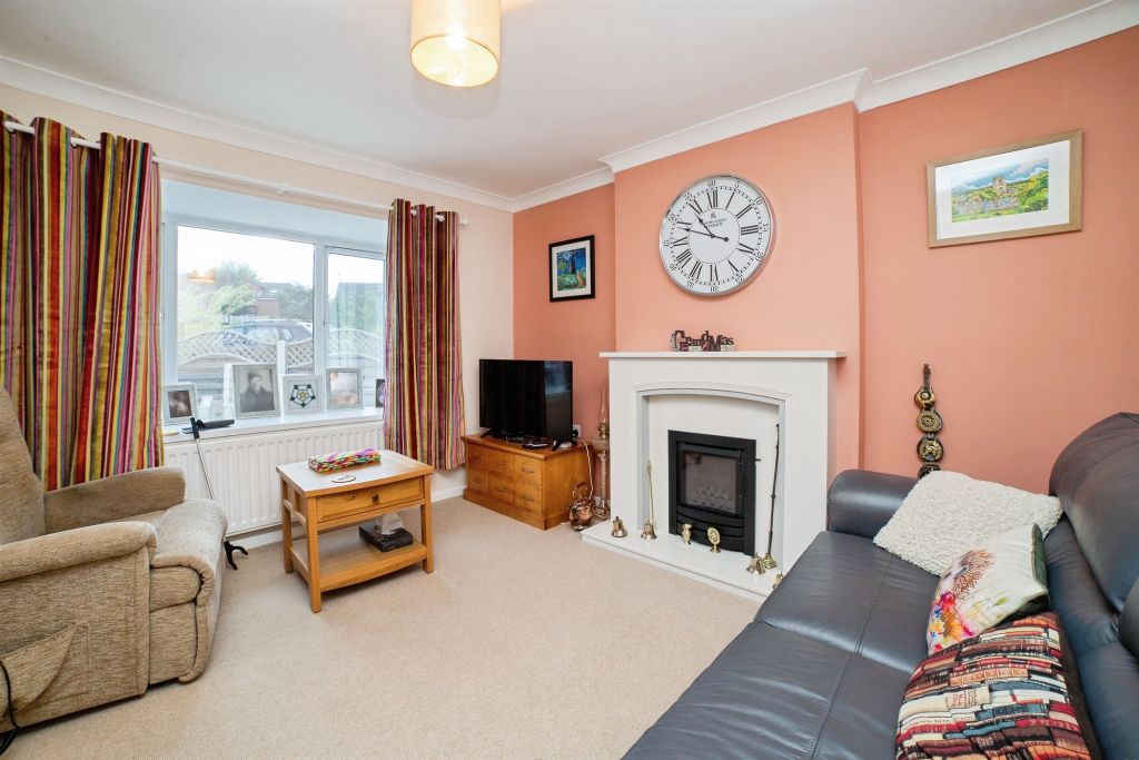 Property photo 3 of 17