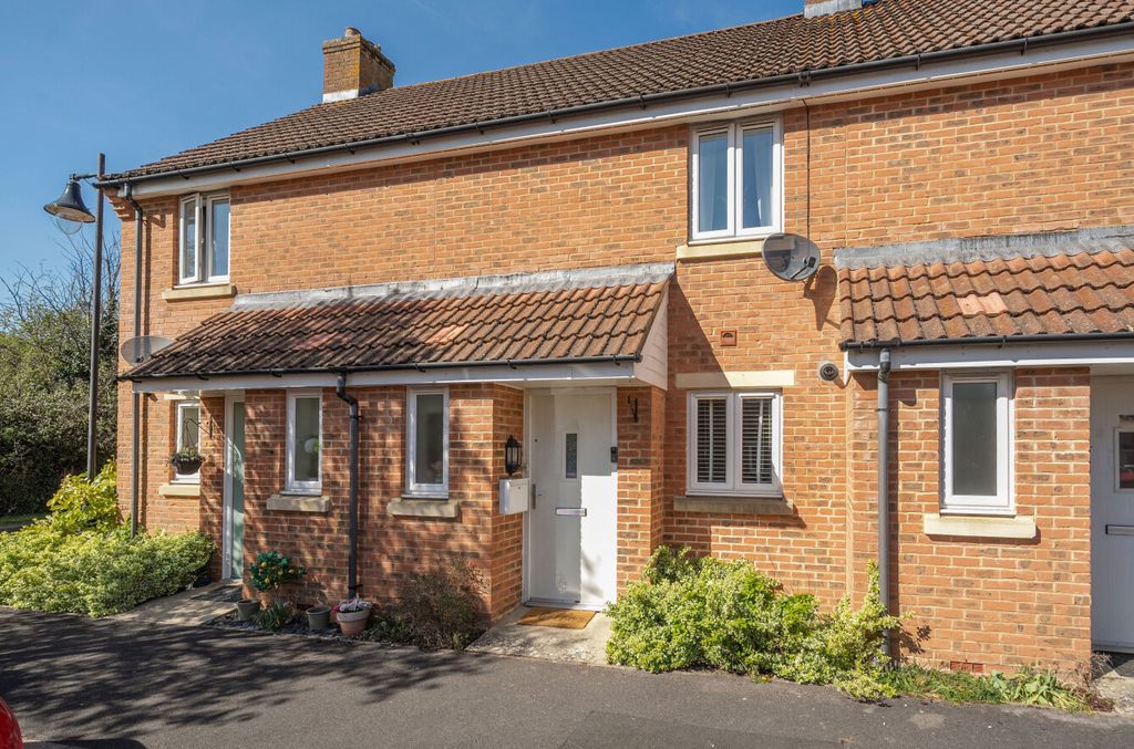 Property photo 1 of 11 1438648169d518d749A00