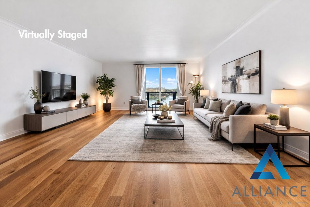 Property photo 3 of 24 Picture No. 23