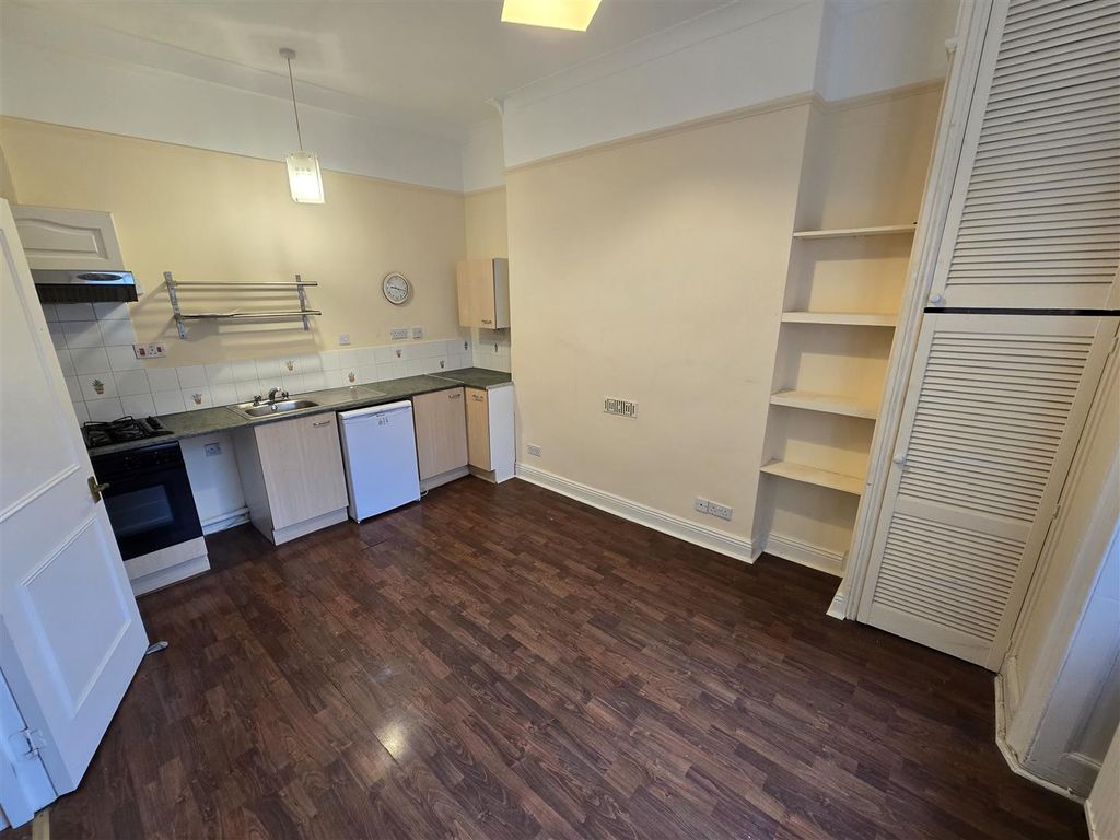 Property photo 3 of 7 Portland Place F3, 10  (5).Jpg