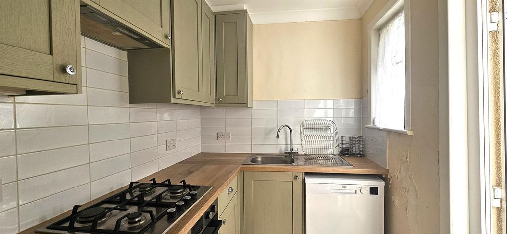 Property photo 3 of 15 10.Jpg