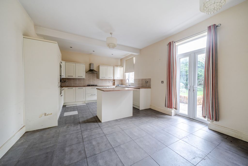 Property photo 3 of 18 1260494 (3)