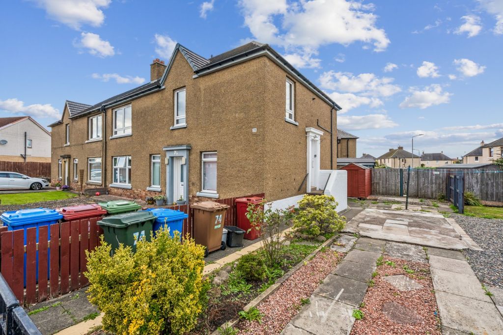 Property photo 1 of 17 Picture No. 23
