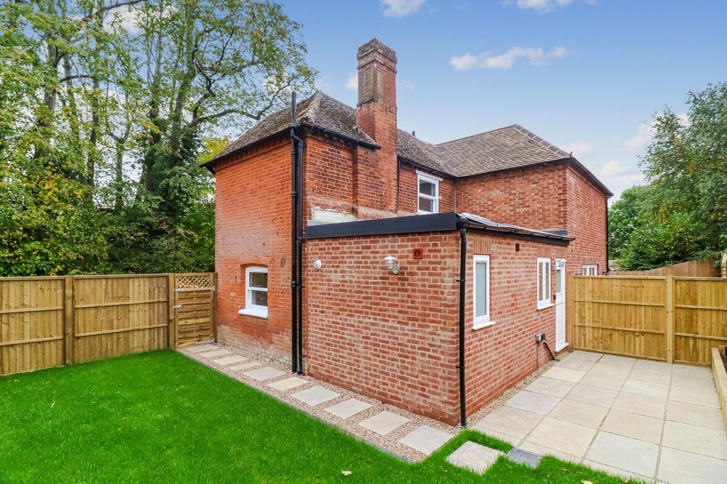 Property photo 2 of 11 Side And Rear