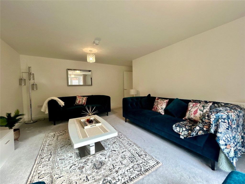 Property photo 3 of 27 Picture No. 29