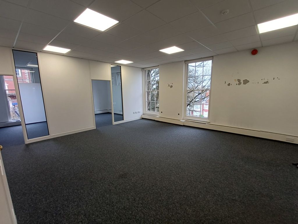 Property photo 2 of 14 Photo 3