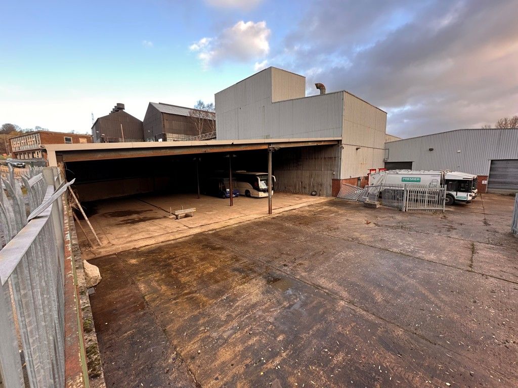 Property photo 1 of 6 Photo 12